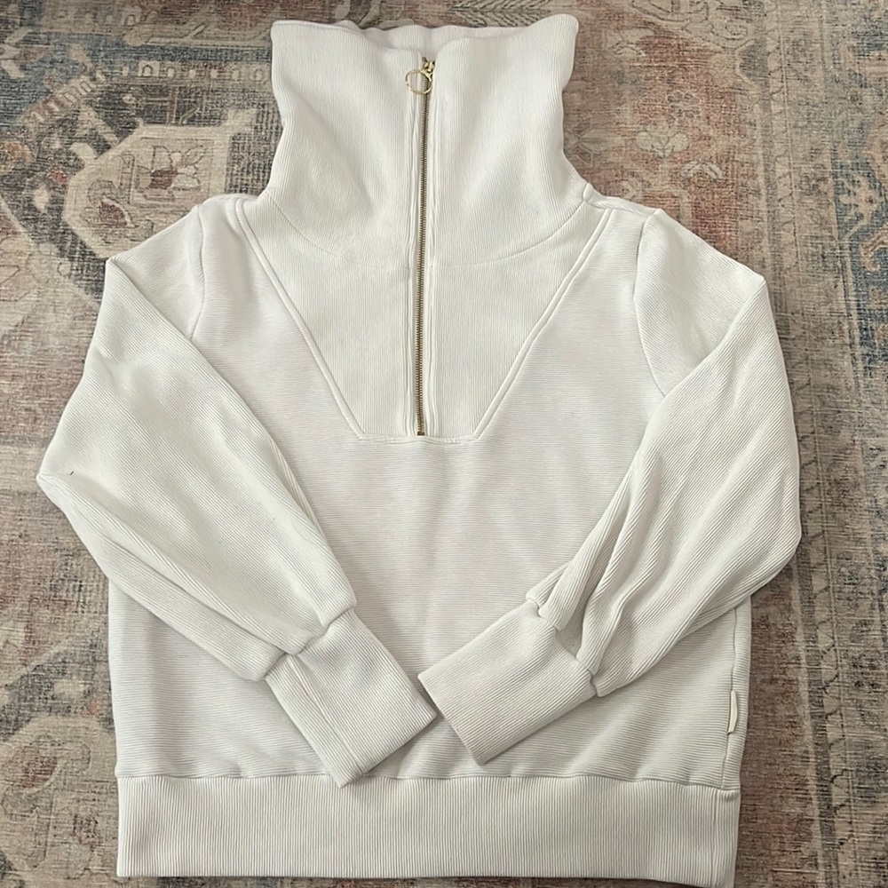 Varley vine pullover